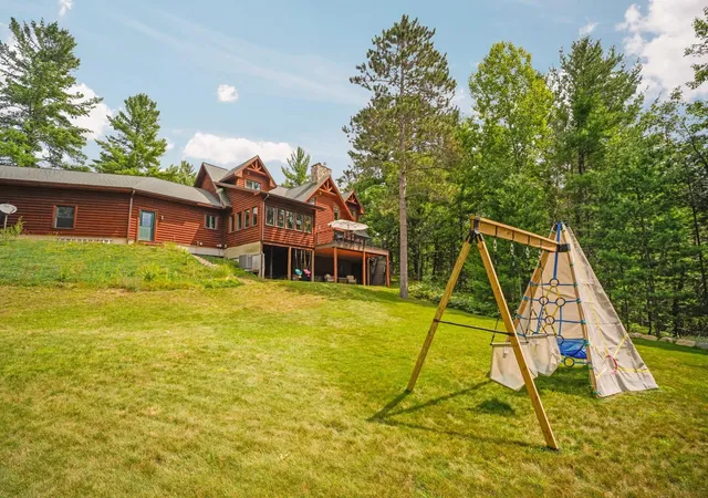 Photo 4 of Single family home for sale at 8787 Wheeler Pines Dr, Williamsburg, MI 49690 | MLS# 80072748 | Listing updated on 2026-09-27