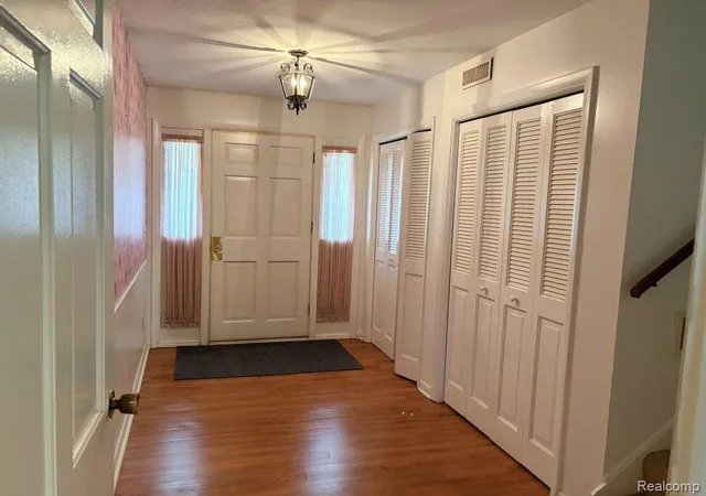 2nd image of 5881 Rowland Pine Ct, Howell, MI 48843 9833 | MLS# 61024161