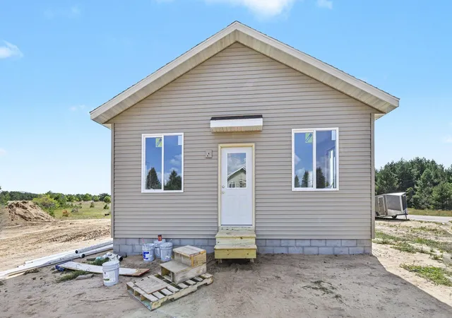 5th image of 8509 Grant Rd, Mancelona, MI 49659 | MLS# 80067682