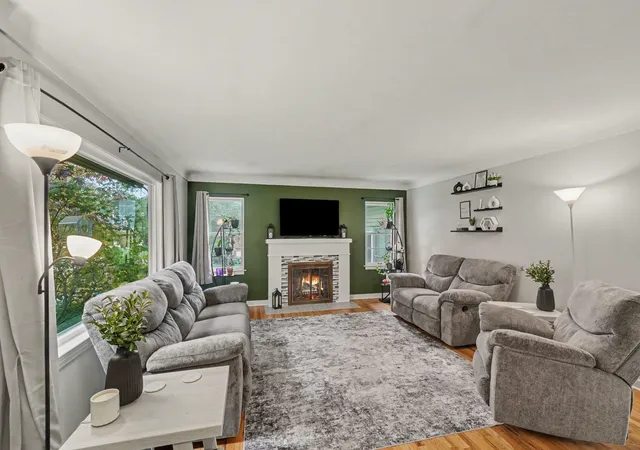 image of 1693 Passolt St, Saginaw, MI 48638 | MLS# 50218226