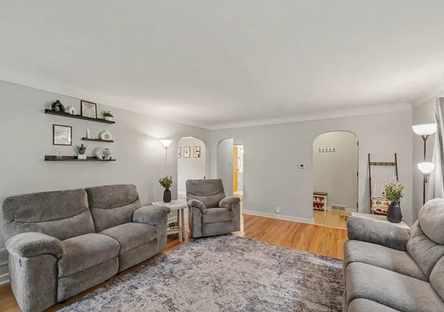 image of 1693 Passolt St, Saginaw, MI 48638 | MLS# 50218226