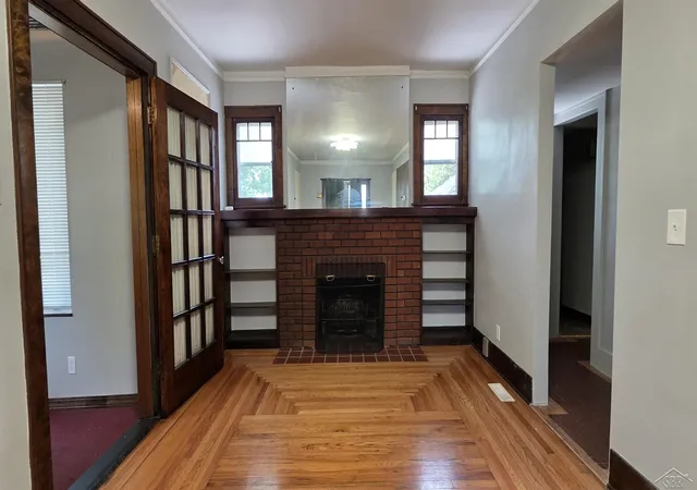 4th image of 1002 S Michigan Ave, Saginaw, MI 48602 | MLS# 50209525