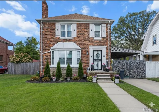 Photo 1 of Sale Pending at 150 W Hildale, Highland Park, MI 48203 | MLS# 60945562 | Listing updated on 2026-07-18