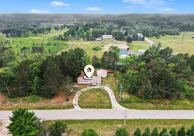 Homes for sale in Manistee, MI | 10759 Lasalle Rd, Manistee, MI 49660 | MLS# 70541967