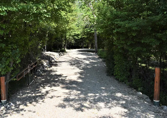 Photo 3 of Sale Pending at 2019 Huntington Cir, Gladwin, MI 48624 | MLS# 50203589 | Listing updated on 2026-09-05