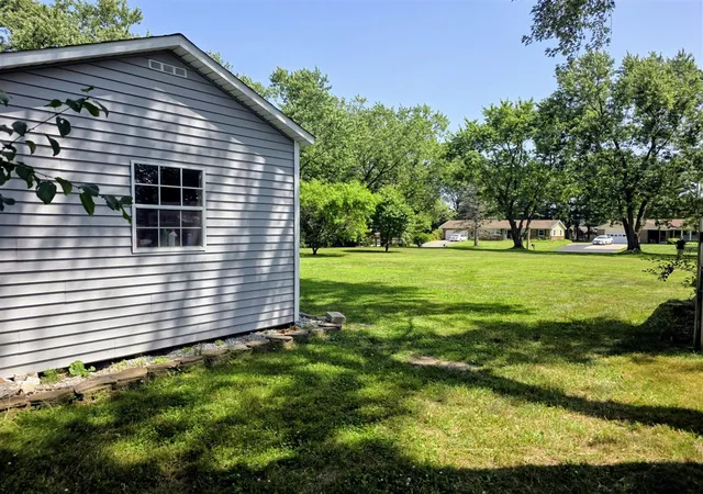 17th image of 6421 Plainfield Ave, Kalamazoo, MI 49048 | MLS# 70543340