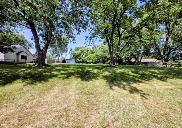 5th image of 6421 Plainfield Ave, Kalamazoo, MI 49048 | MLS# 70543340