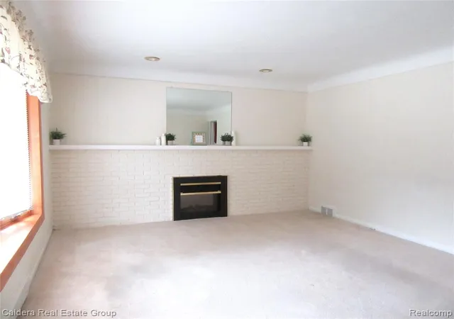 Photo 2 of Single family home for sale at 3208 Glenview Ave, Royal Oak, MI 48073 2350 | MLS# 61024140 | Listing updated on 2026-09-15
