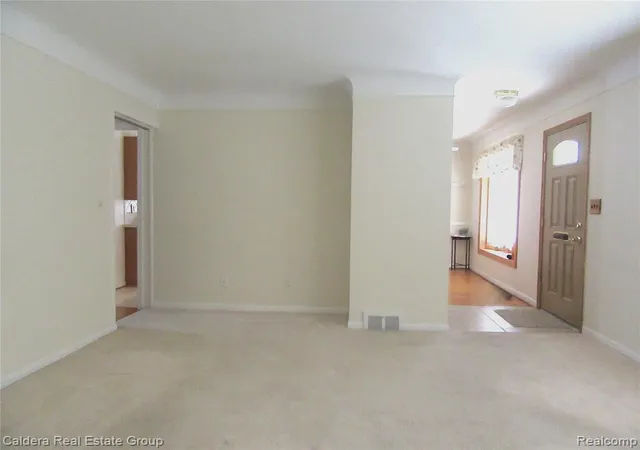 Photo 3 of Single family home for sale at 3208 Glenview Ave, Royal Oak, MI 48073 2350 | MLS# 61024140 | Listing updated on 2026-09-15