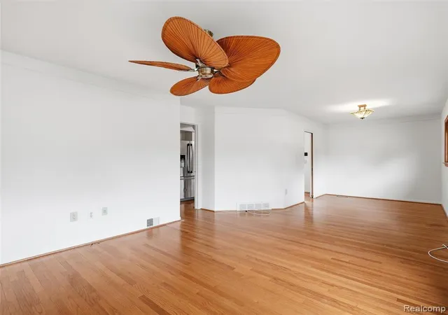 Photo 3 of Single family home for sale at 2806 Oliver Rd, Royal Oak, MI 48073 3132 | MLS# 61024824 | Listing updated on 2026-09-11