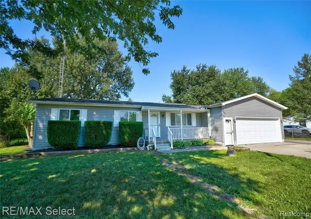 Photo 1 of Single family home for sale at 2122 Hillsdale Dr, Davison, MI 48423 2308 | MLS# 61025932 | Listing updated on 2026-09-10