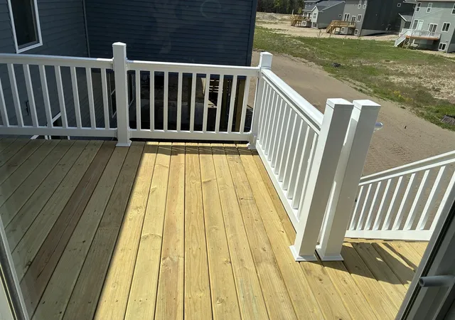 2nd image of 12455 Glenburn Dr, Grand Haven, MI 49417
