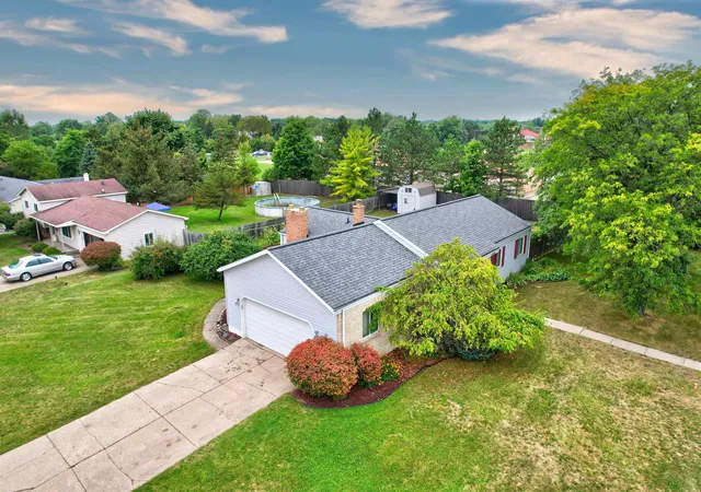 Homes for sale in Grand Blanc, MI | 11950 Belsay Rd, Grand Blanc, MI 48439 | MLS# 50187546