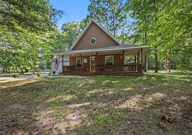 Photo 2 of Sale Pending at 8123 Ferris Ave, Newaygo, MI 49337 | MLS# 70555094 | Listing updated on 2026-09-18
