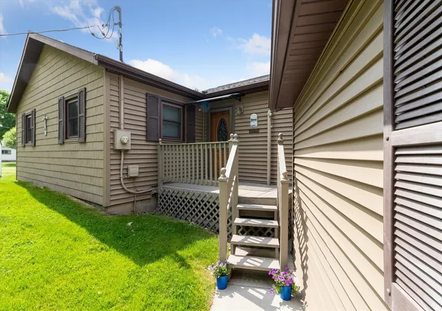 Homes for sale in Quincy, MI | 204 Crockett Dr, Quincy, MI 49082 | MLS# 70468544