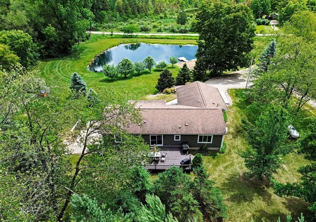 Homes for sale in Brooklyn, MI | 11356 S Miller Hwy, Brooklyn, MI 49230 | MLS# 70541563