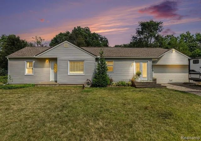 1st image of 249 S Coats Rd, Oxford, MI 48371 4210 | MLS# 61023968