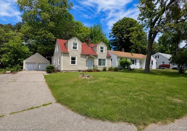 Homes for sale in East Lansing, MI | 1142 Lilac Ave, East Lansing, MI 48823 | MLS# 61006883