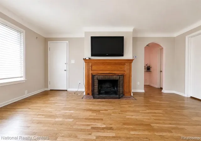 Homes for sale in East Lansing, MI | 1142 Lilac Ave, East Lansing, MI 48823 | MLS# 61006883