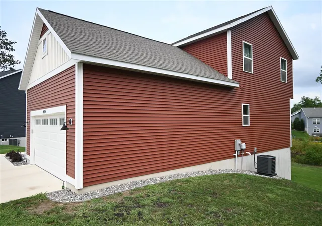 Photo 3 of Single family home for sale at 6016 Sturgeon Run, Muskegon, MI 49444 | MLS# 70551444 | Listing updated on 2026-08-27