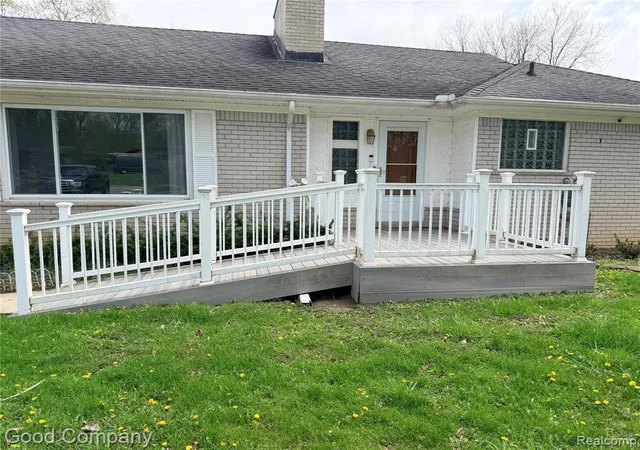 Homes for sale in Farmington Hills, MI | 25400 Springbrook Dr, Farmington Hills, MI 48336 | MLS# 60996769