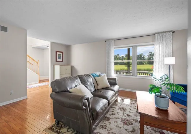 3rd image of 16005 Sheridan Rd, Clinton, MI 49236 | MLS# 70543370