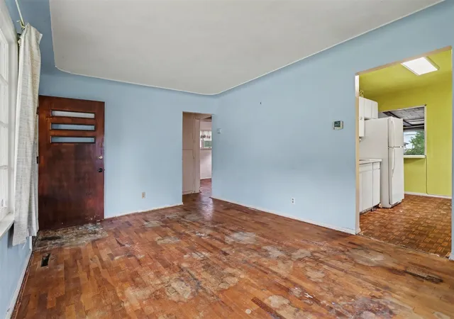 5th image of 216 N 21St St, Springfield, MI 49037 | MLS# 70552337