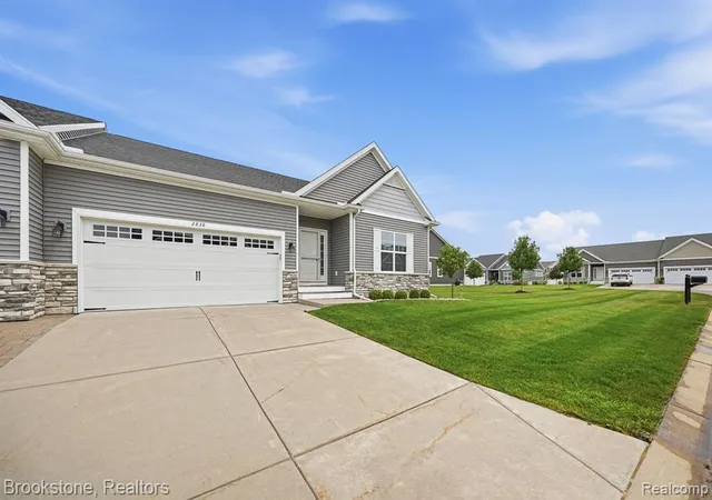 Photo 3 of Condo for sale at 2838 Blue Sky Dr #42, Howell, MI 48843 9738 | MLS# 61024503 | Listing updated on 2026-09-15