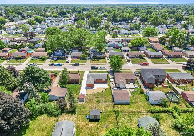 41st image of 29578 Brown Ct, Garden City, MI 48135 | MLS# 61000336