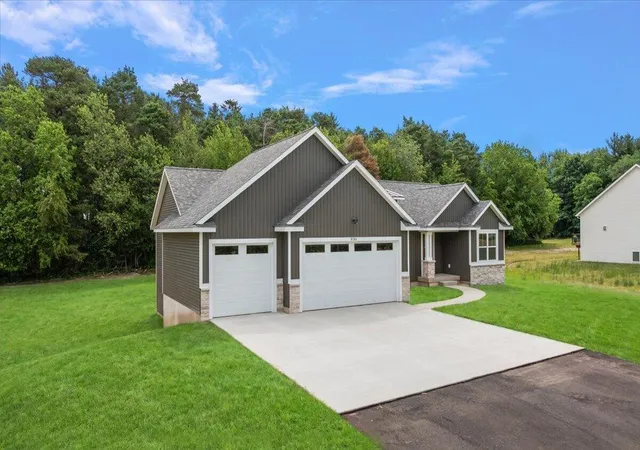 Homes for sale in Allendale, MI | 9764 56th Ave, Allendale, MI 49401 | MLS# 70539754