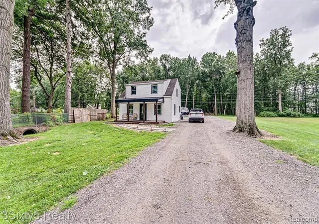 Photo 4 of Sale Pending at 26097 Belledale St, Taylor, MI 48180 6221 | MLS# 61024528 | Listing updated on 2026-10-05