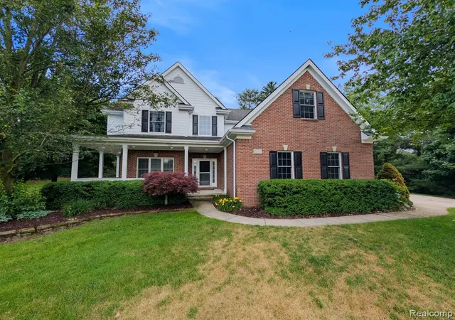 1st image of 1859 Lonesome Lake Ct, Lake Orion, MI 48362 | MLS# 61003922