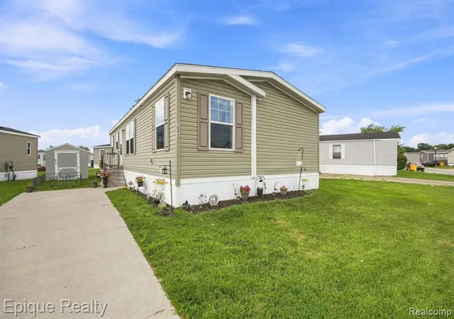 Photo 2 of Manufactured home for sale at 15915 Marentette, Clinton Township, MI 48038 | MLS# 61020547 | Listing updated on 2026-08-14