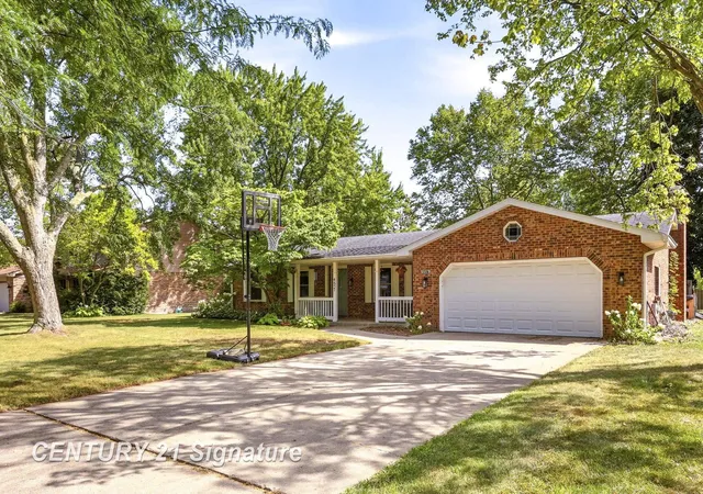 2nd image of 4657 Dogwood Ln, Saginaw, MI 48603 | MLS# 50219433