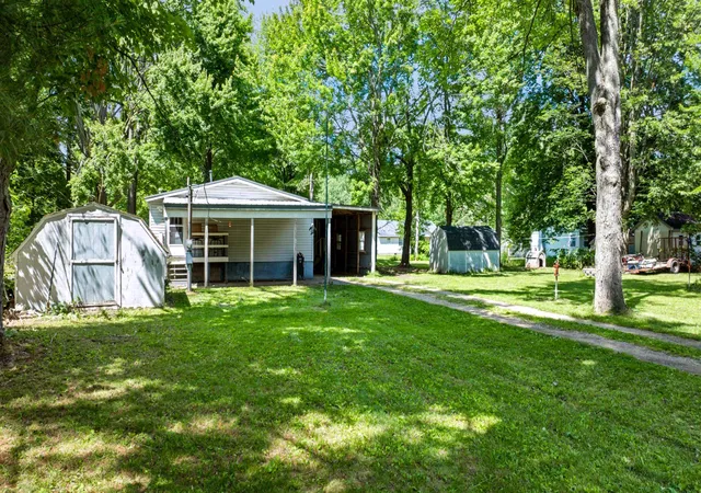4th image of 1632 Birch Dr, Lake, MI 48632 | MLS# 80070388