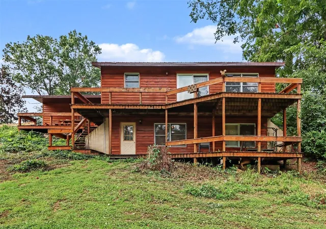 Photo 2 of Single family home for sale at 67747 Thunderbird Dr, Sturgis, MI 49091 | MLS# 70553672 | Listing updated on 2026-09-28