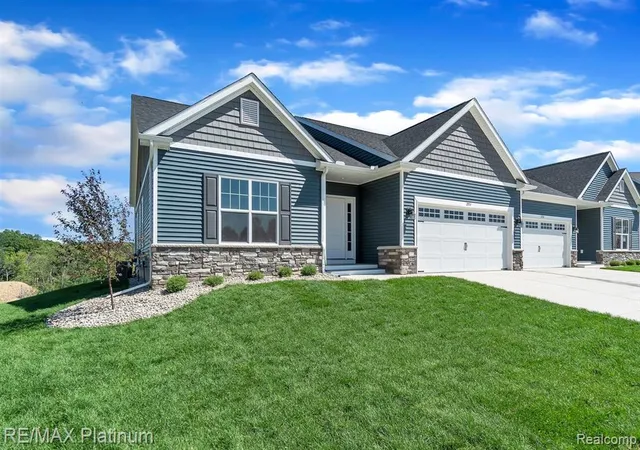 1st image of 859 Oakwood Cir #21, Fenton, MI 48430 | MLS# 61001762