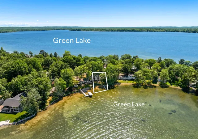 Homes for sale in Interlochen, MI | 4871 Lakeview Dr, Interlochen, MI 49643 | MLS# 80070144