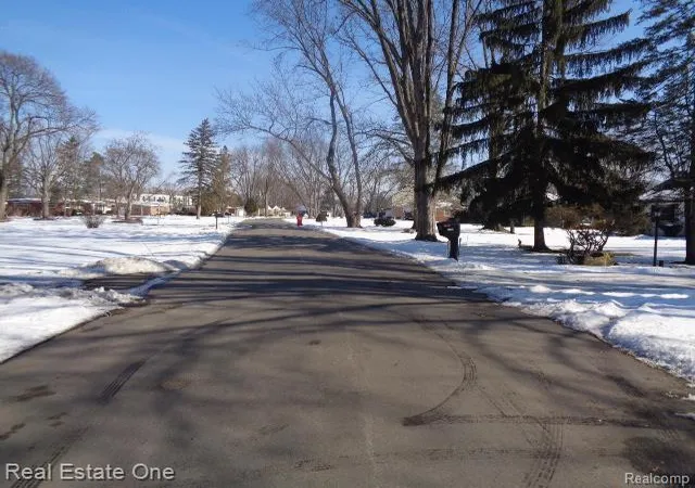 31st image of 19375 Addison Dr, Southfield, MI 48075 | MLS# 60968324