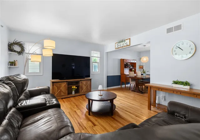 4th image of 1527 Highgate Rd, Kalamazoo, MI 49006 | MLS# 70528743