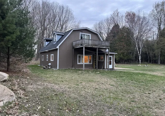 Photo 1 of Single family home for sale at 264 30th Ave, Sears, MI 49679 | MLS# 70465751 | Listing updated on 2025-06-02