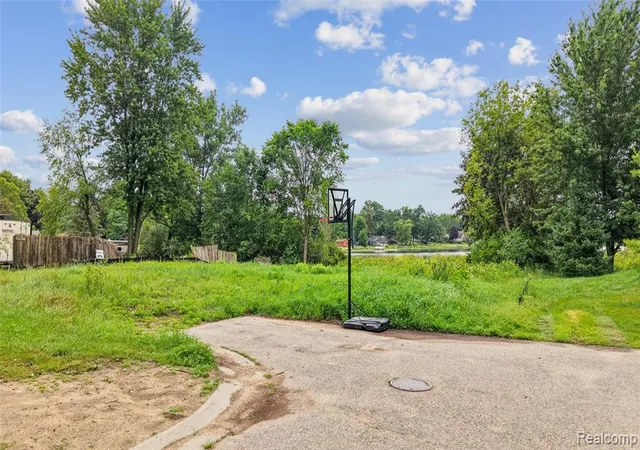 image of Vl Delphine Dr, Holly, MI 48442 | MLS# 60971669