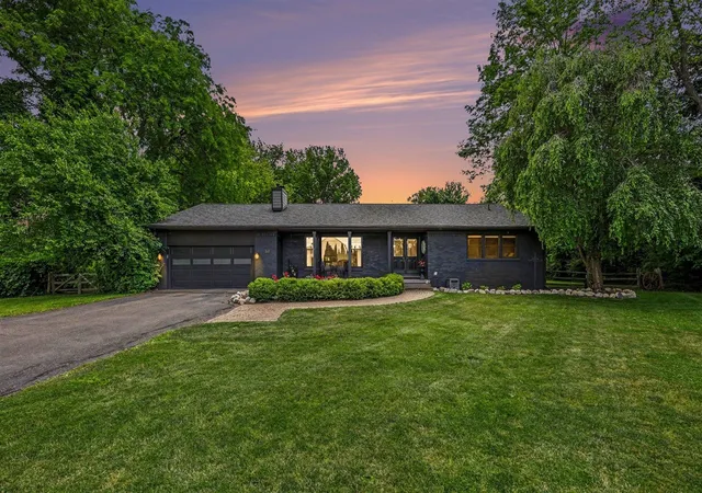 3rd image of 1145 W Bemis Rd, Saline, MI 48176 | MLS# 70539358