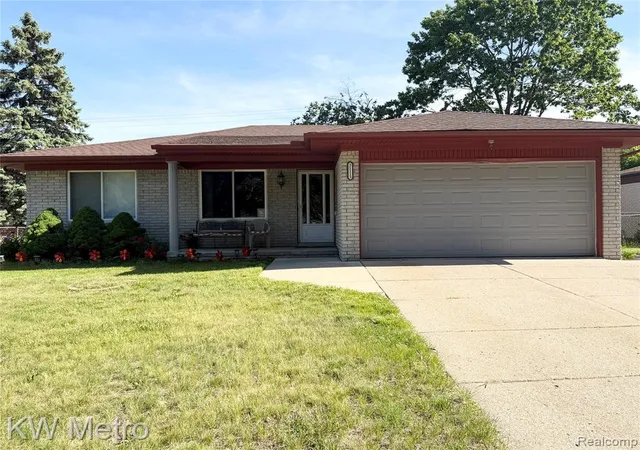 Photo 1 of Sale Pending at 31113 7 Mile Rd, Livonia, MI 48152 3368 | MLS# 61005203 | Listing updated on 2026-09-01