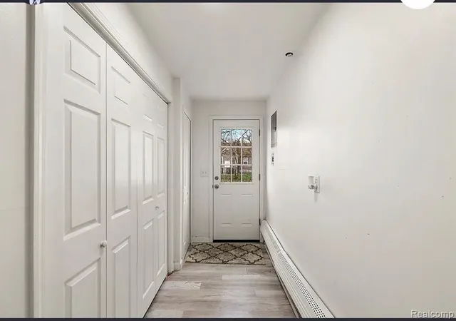 Photo 3 of Single family home for sale at 27321 Baldwin Ave Ave, Warren, MI 48092 2785 | MLS# 61024571 | Listing updated on 2026-08-29