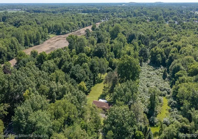 38th image of 1422 Ridge Rd, Ypsilanti, MI 48198 | MLS# 61005542