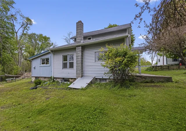 Homes for sale in Jonesville, MI | 219 Water St, Jonesville, MI 49250 | MLS# 70532154
