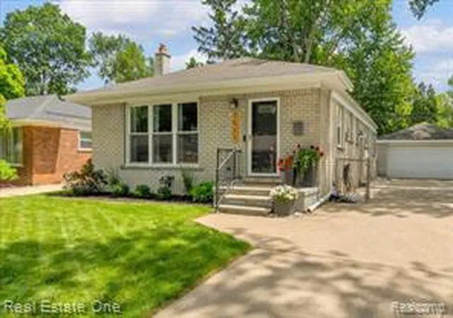 Homes for sale in Royal Oak, MI | 1511 S Wilson Ave, Royal Oak, MI 48067 | MLS# 61008896