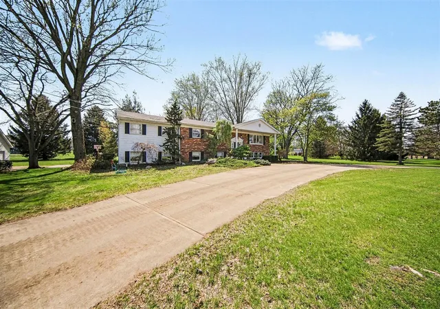 Homes for sale in Horton, MI | 6845 Cochran Rd, Horton, MI 49246 | MLS# 70527282