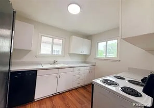 Homes for sale in Westland, MI | 33522 Fernwood St, Westland, MI 48186 | MLS# 61004274